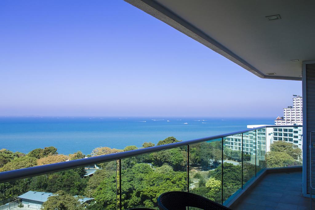 Cosy Beach View Condominium Паттайя Экстерьер фото